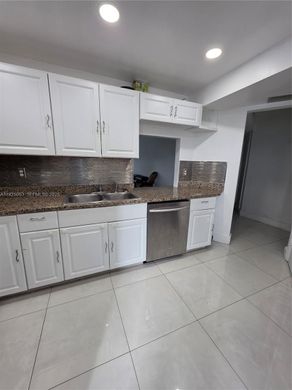 Κτίριο σε Μαϊάμι, Miami-Dade County