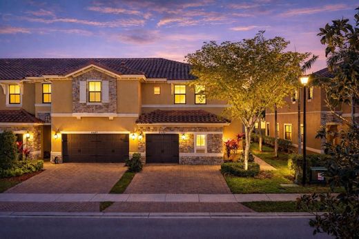 Townhouse in Parkland, Broward County