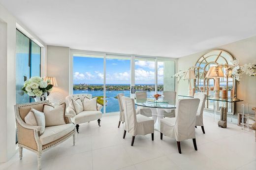 Complexes résidentiels à West Palm Beach, Comté de Palm Beach