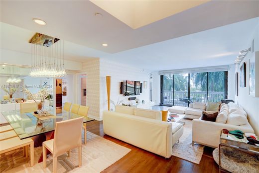 Complexes résidentiels à Aventura, Comté de Miami-Dade