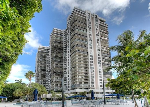 Residential complexes in Miami, Miami-Dade