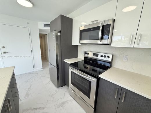 Complexos residenciais - Miami Beach, Miami-Dade County