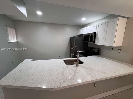 Residential complexes in Hialeah, Miami-Dade