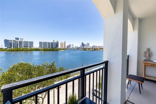 Residential complexes in Aventura, Miami-Dade