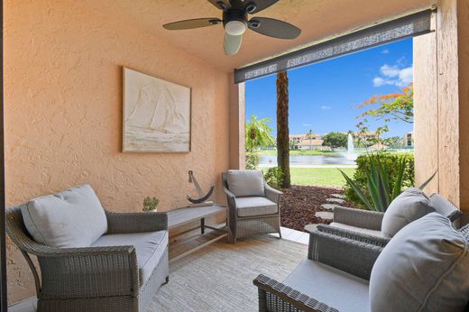 Residential complexes in Delray Beach, Palm Beach