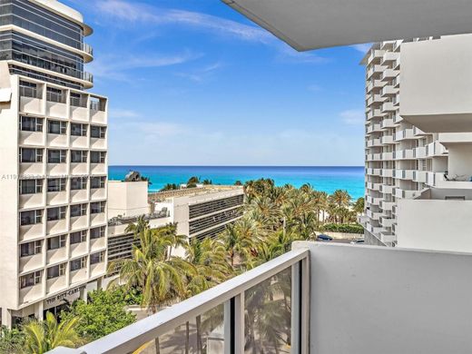 Complesso residenziale a Miami Beach, Miami-Dade County