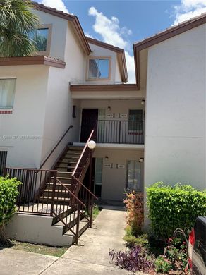 Complesso residenziale a Miami, Miami-Dade County