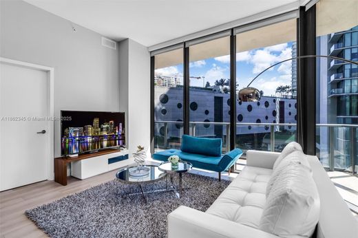 Жилой комплекс, Майами, Miami-Dade County