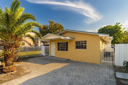 Villa in Miami Heights Trailer Park, Miami-Dade