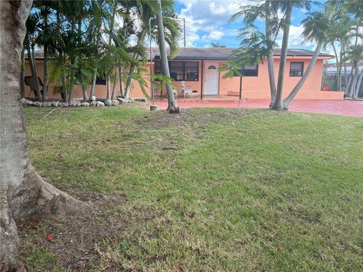 Cutler Bay, Miami-Dade Countyのヴィラ