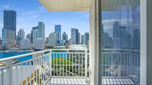 Residential complexes in Miami, Miami-Dade