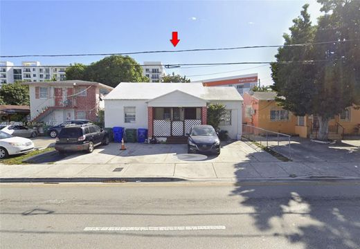 Villa - Miami, Miami-Dade County