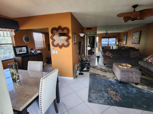 Komplex apartman Boca Raton, Palm Beach County