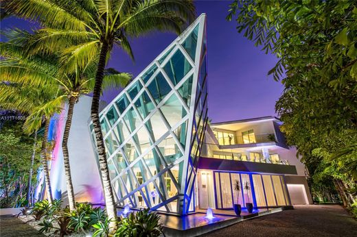 Villa in Golden Beach, Miami-Dade