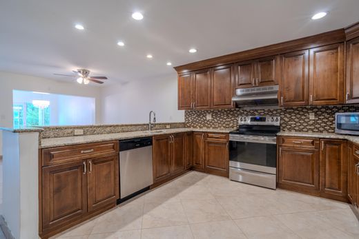 Townhouse in Boca Raton, Palm Beach