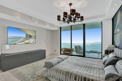 Residential complexes in Sunny Isles Beach, Miami-Dade