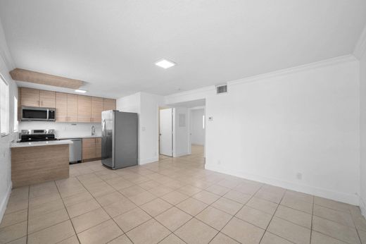 Complesso residenziale a Hallandale Beach, Broward County