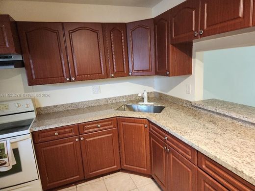 Kamienica w Sunrise, Broward County