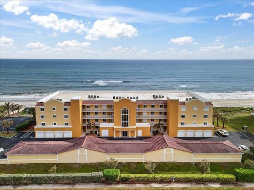 Residential complexes in Indian Harbour Beach, Brevard County