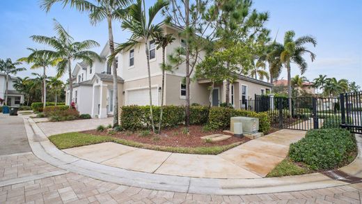Townhouse in Coconut Creek, Broward County