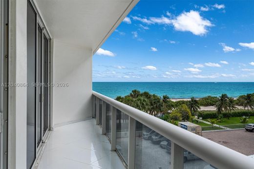 Residential complexes in Surfside, Miami-Dade