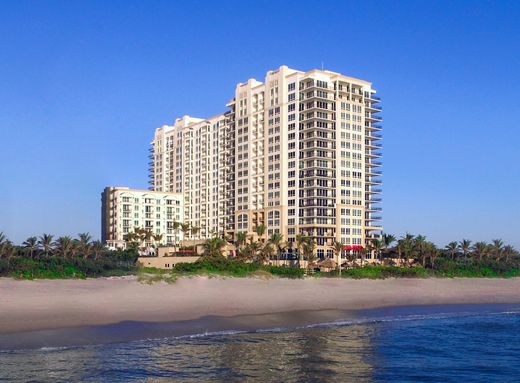 Residential complexes in Riviera Beach, Palm Beach