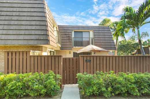 Townhouse in Jupiter, Palm Beach