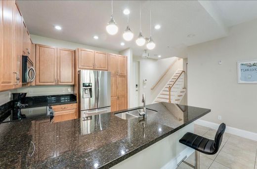 Residential complexes in Delray Beach, Palm Beach