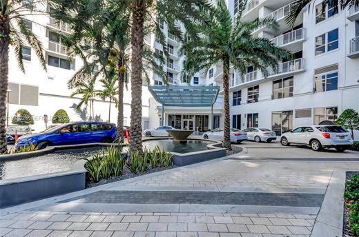 Residential complexes in Hollywood, Broward County