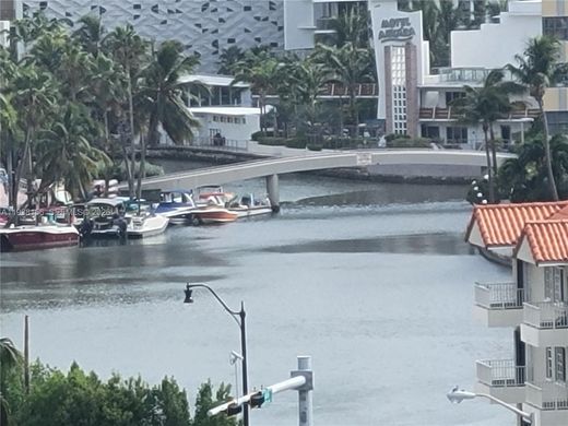 Komplex apartman Miami Beach, Miami-Dade County