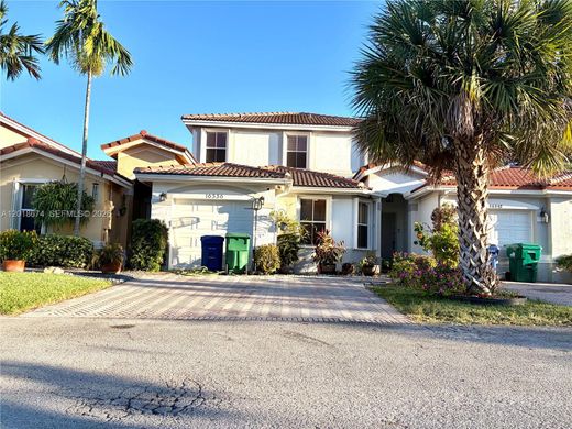 Townhouse in Miami Terrace Mobile Home, Miami-Dade