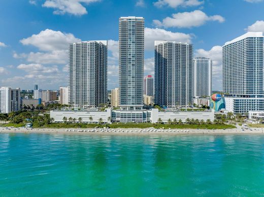 Komplex apartman Hallandale Beach, Broward County