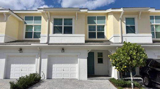 Casa di città a Deerfield Beach, Broward County