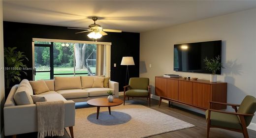 Coral Springs, Broward Countyのアパートメント・コンプレックス