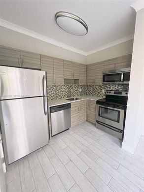 Complexes résidentiels à Coral Gables, Comté de Miami-Dade