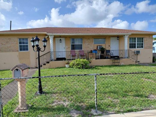 Willa w Hollywood, Broward County