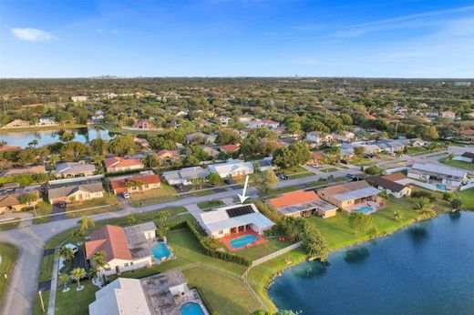 Villa - Sunrise, Broward County