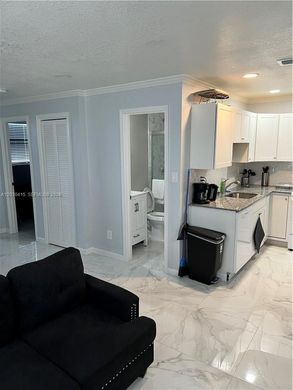 Townhouse in Hollywood, Broward County