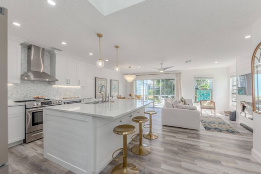 Townhouse in Jupiter, Palm Beach