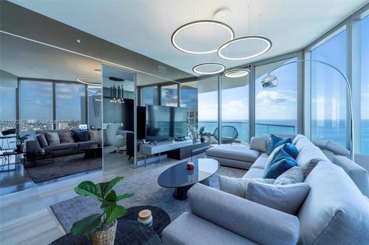 Residential complexes in Sunny Isles Beach, Miami-Dade