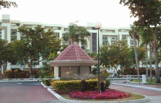 Residential complexes in Lauderhill, Broward County