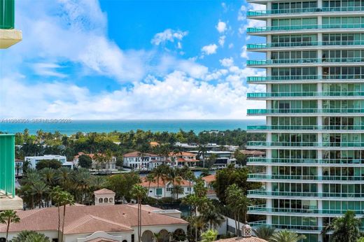 Residential complexes in Aventura, Miami-Dade
