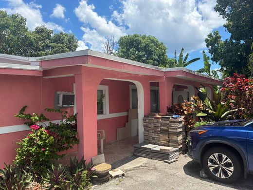 Villa in Pompano Beach, Broward County