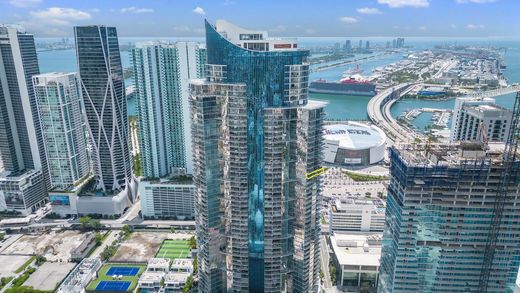 Complesso residenziale a Miami, Miami-Dade County