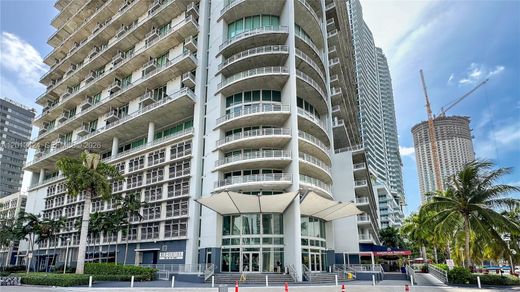 Residential complexes in Miami, Miami-Dade