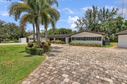 Villa in Southwest Ranches, Broward County