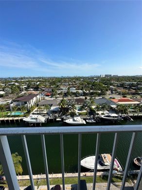 ‏בניין ב  North Miami, Miami-Dade County