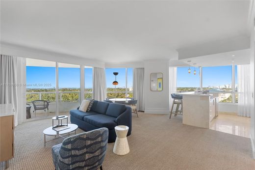 Residential complexes in Miami Beach, Miami-Dade