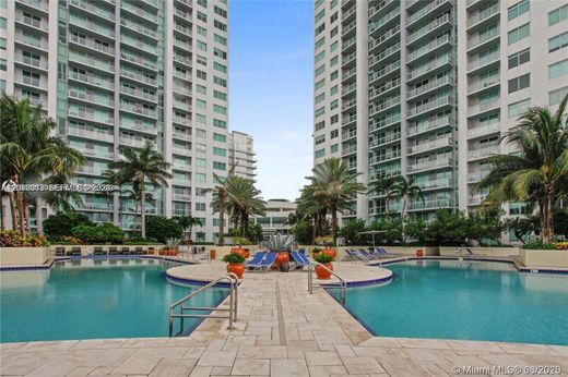 Residential complexes in Miami, Miami-Dade