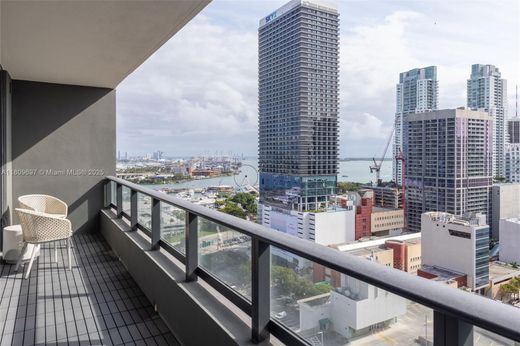 Complexes résidentiels à Miami, Comté de Miami-Dade